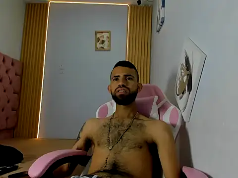 Snapshot of adri_sexboy229 chatting on 09-13-25, 01:00 adri sexboy229 online show from 09-13-25, 01:00