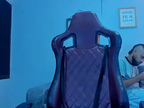 Snapshot of adri_sexboy229 chatting on 09-20-25, 02:01 adri sexboy229 online show from 09-20-25, 02:01