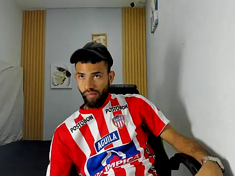 Snapshot of adri_sexboy229 chatting on 10-03-25, 07:05 adri sexboy229 online show from 10-03-25, 07:05