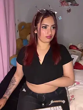 Snapshot of naomirouse_ chatting on 11-22-25, 02:10 naomirouse online show from 11-22-25, 02:10