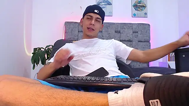 david santos16 online show from 11-06-25, 01:06