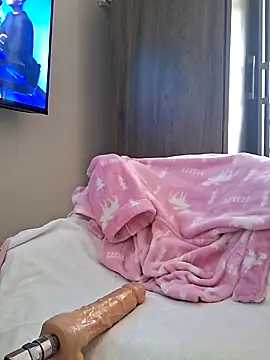 Valeria Saenz 25 online show from 09-10-25, 03:23