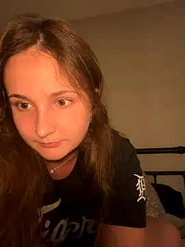 MadilynX777 online show from 09-18-25, 01:18