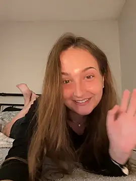 MadilynX777 online show from 10-03-25, 11:46