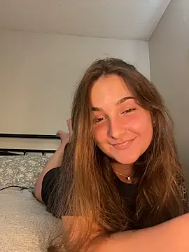 MadilynX777 online show from 10-13-25, 10:43