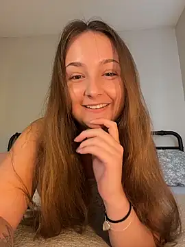 MadilynX777 online show from 10-20-25, 10:43