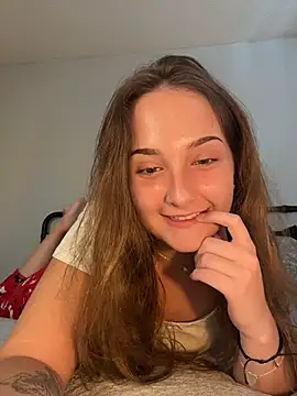 MadilynX777 online show from 10-23-25, 09:35