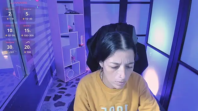 Snapshot of ShaunaDream chatting on 09-16-25, 03:51 ShaunaDream online show from 09-16-25, 03:51