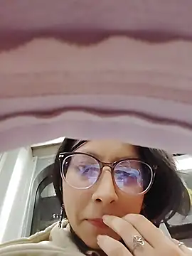 VioletxBloom online show from 12-02-25, 11:45