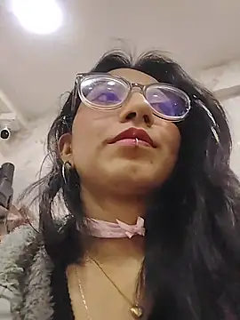 VioletxBloom online show from 12-13-25, 07:53