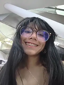 VioletxBloom online show from 02-18-26, 09:33