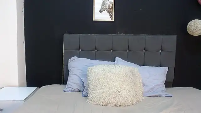 nicolee 8 online show from 09-26-25, 11:09