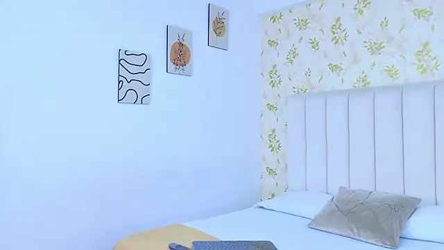 Samanta Isel online show from 10-07-25, 03:04