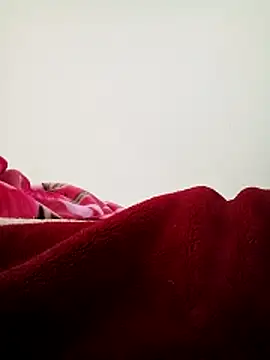 Snapshot of Buny_vera chatting on 12-20-25, 02:18 Buny vera online show from 12-20-25, 02:18