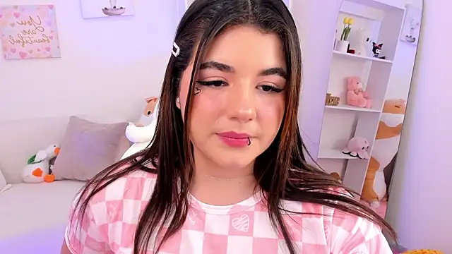 Snapshot of dolce_antonellaa chatting on 09-18-25, 12:12 dolce antonellaa online show from 09-18-25, 12:12