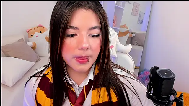 Snapshot of dolce_antonellaa chatting on 10-26-25, 01:00 dolce antonellaa online show from 10-26-25, 01:00