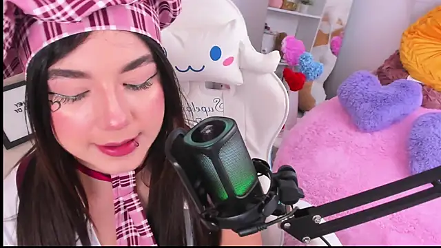 dolce antonellaa online show from 02-21-26, 04:35