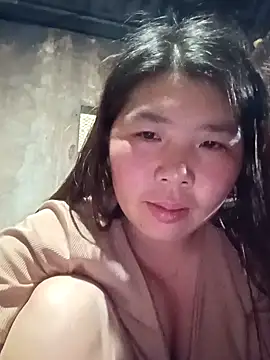 quynhkoolbae online show from 04-28-26, 01:16