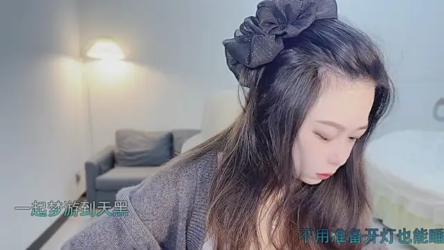 Snapshot of Maymay_ chatting on 10-22-25, 11:04 Maymay online show from 10-22-25, 11:04