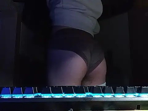 Snapshot of ziolsonek chatting on 02-05-26, 08:02 ziolsonek online show from 02-05-26, 08:02