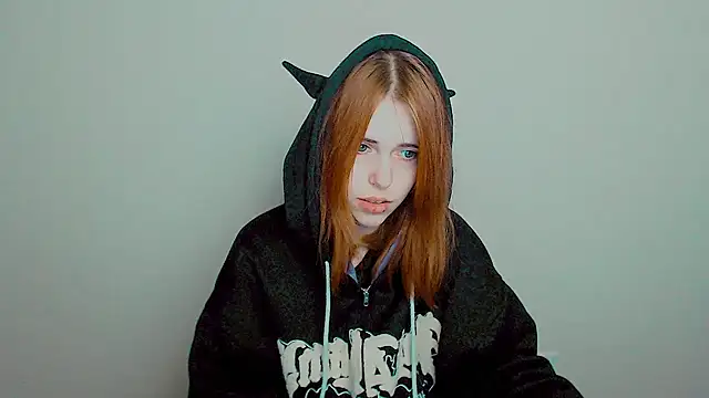 Snapshot of GuessMe___ chatting on 11-04-25, 10:31 GuessMe online show from 11-04-25, 10:31