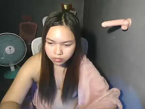 Snapshot of nanagrl chatting on 10-13-25, 05:40 nanagrl online show from 10-13-25, 05:40