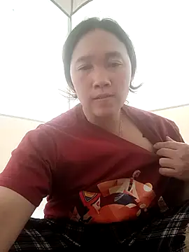 miumiu 00 online show from 02-16-26, 05:36