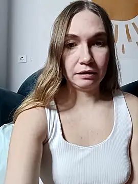 KisaVixen online show from 12-15-25, 04:22