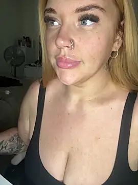 MysteriousMylaX online show from 10-07-25, 04:04