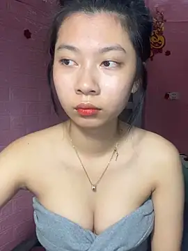 Snapshot of Phthao chatting on 09-28-25, 03:06 Phthao online show from 09-28-25, 03:06