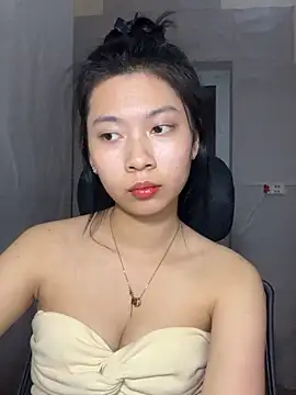 Snapshot of Phthao chatting on 11-29-25, 02:42 Phthao online show from 11-29-25, 02:42