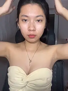 Snapshot of Phthao chatting on 12-03-25, 02:26 Phthao online show from 12-03-25, 02:26