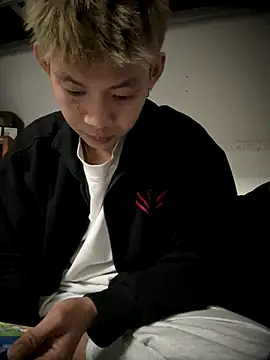 linh21107 online show from 11-27-25, 10:28