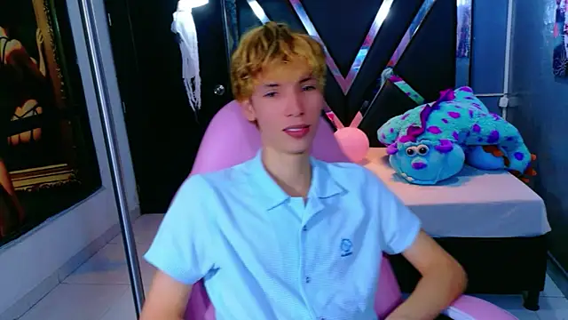 park jimin1 online show from 11-08-25, 12:16