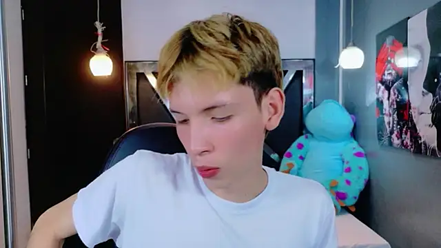 park jimin1 online show from 12-14-25, 02:11