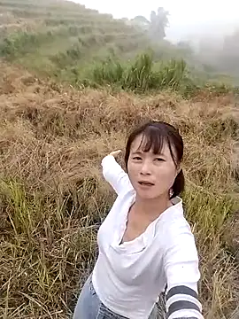 linda bae00 online show from 10-24-25, 03:14