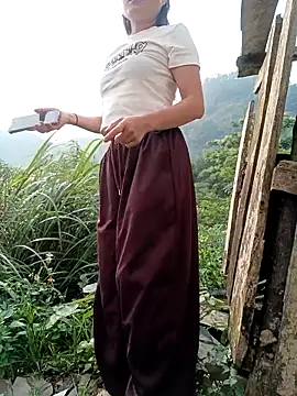 linda bae00 online show from 04-28-26, 12:42