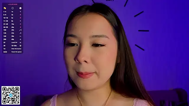 AlberthaEscue online show from 11-03-25, 04:14