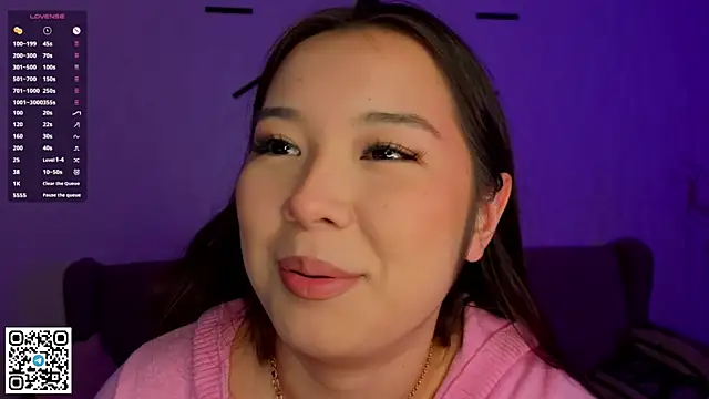 AlberthaEscue online show from 11-04-25, 04:11