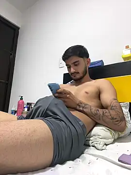 Snapshot of Nas-z09 chatting on 09-12-25, 04:12 Nas-z09 online show from 09-12-25, 04:12