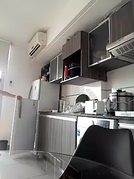 Snapshot of Danielaeliana chatting on 11-27-25, 12:18 Danielaeliana online show from 11-27-25, 12:18