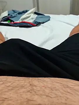 Snapshot of t-dog26 chatting on 09-25-25, 06:00 t-dog26 online show from 09-25-25, 06:00