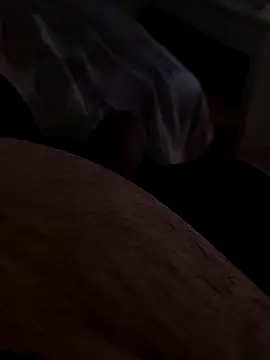 Snapshot of t-dog26 chatting on 11-04-25, 05:28 t-dog26 online show from 11-04-25, 05:28