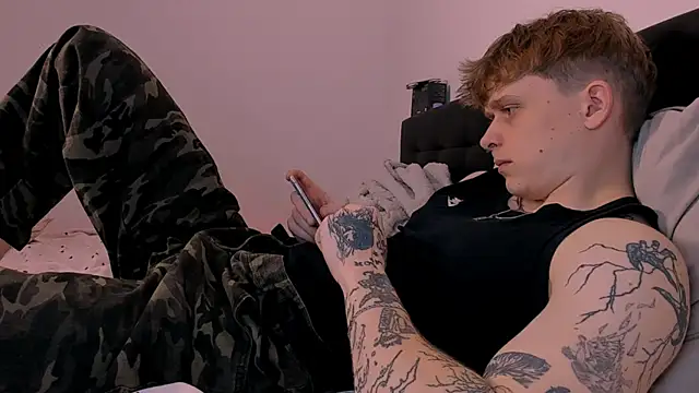 TalkingHead 0  online show from 03-20-26, 04:01