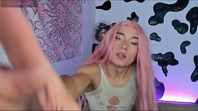 brihanna cooper online show from 12-21-25, 03:08