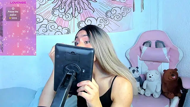 brihanna cooper online show from 05-16-26, 02:49