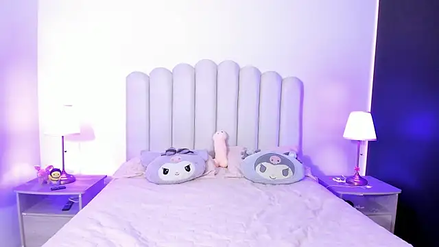 SofieBunnie online show from 11-07-25, 10:10