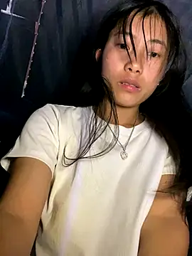 EmLy02 online show from 10-14-25, 01:06