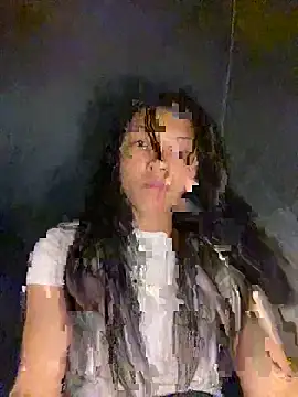 EmLy02 online show from 10-14-25, 02:40