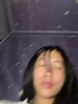 EmLy02 online show from 04-28-26, 02:27